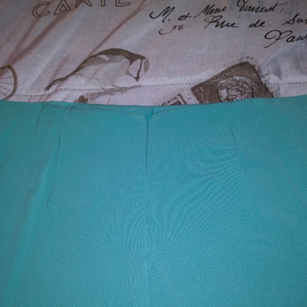 Omega Pencil Skirt - Picture 5 of 14